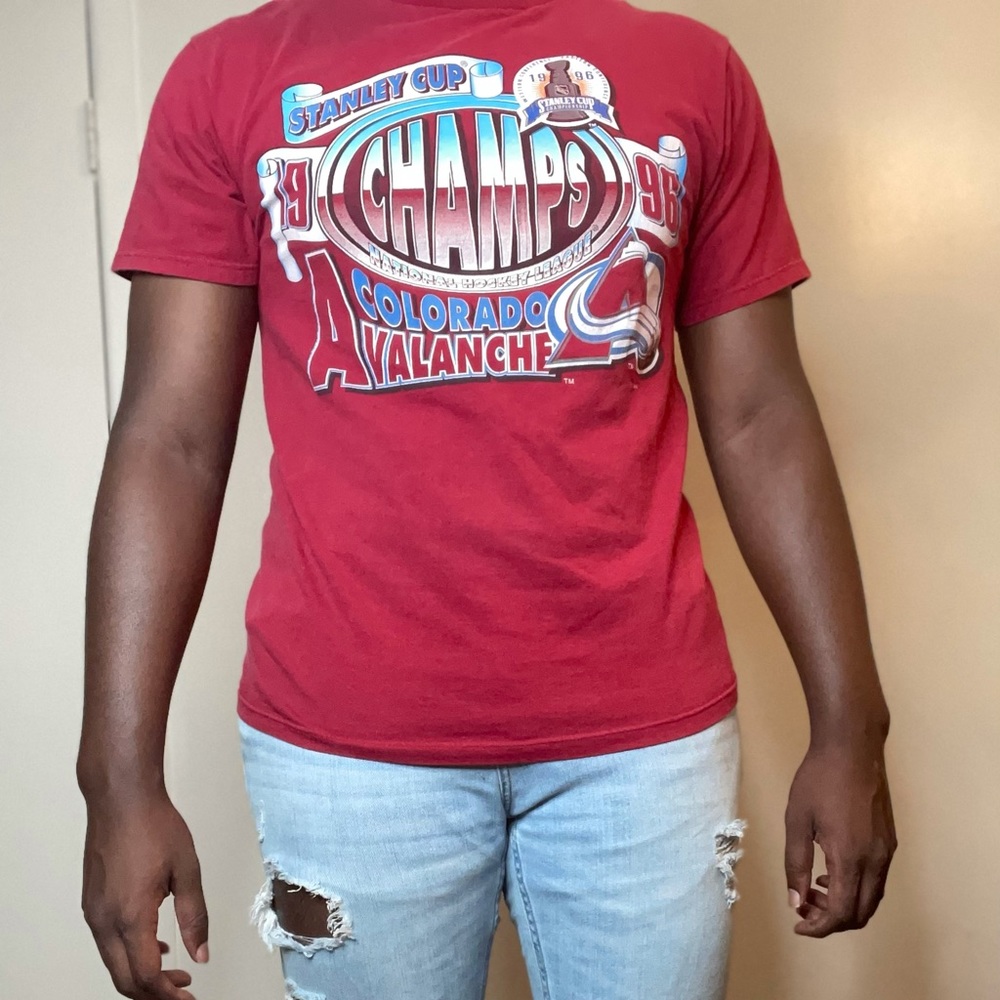 Vintage Colorado Avalanche championship shirt